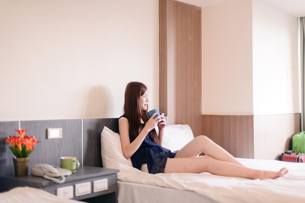 Kiwi-Taichung Station Branch 1 Hotel Eksteriør billede