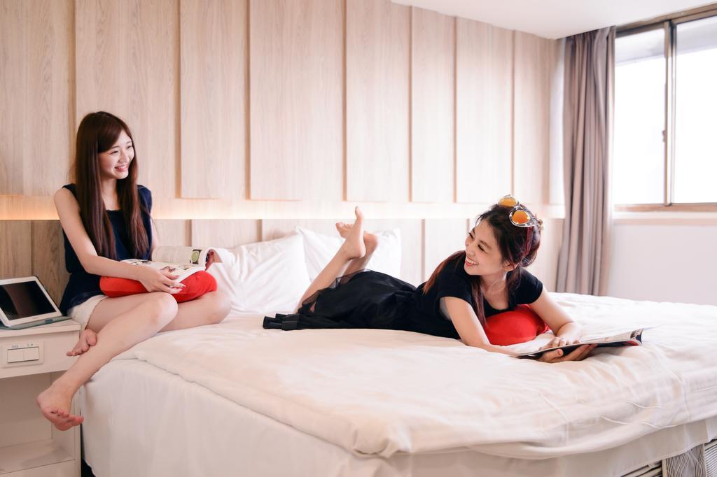 Kiwi-Taichung Station Branch 1 Hotel Eksteriør billede
