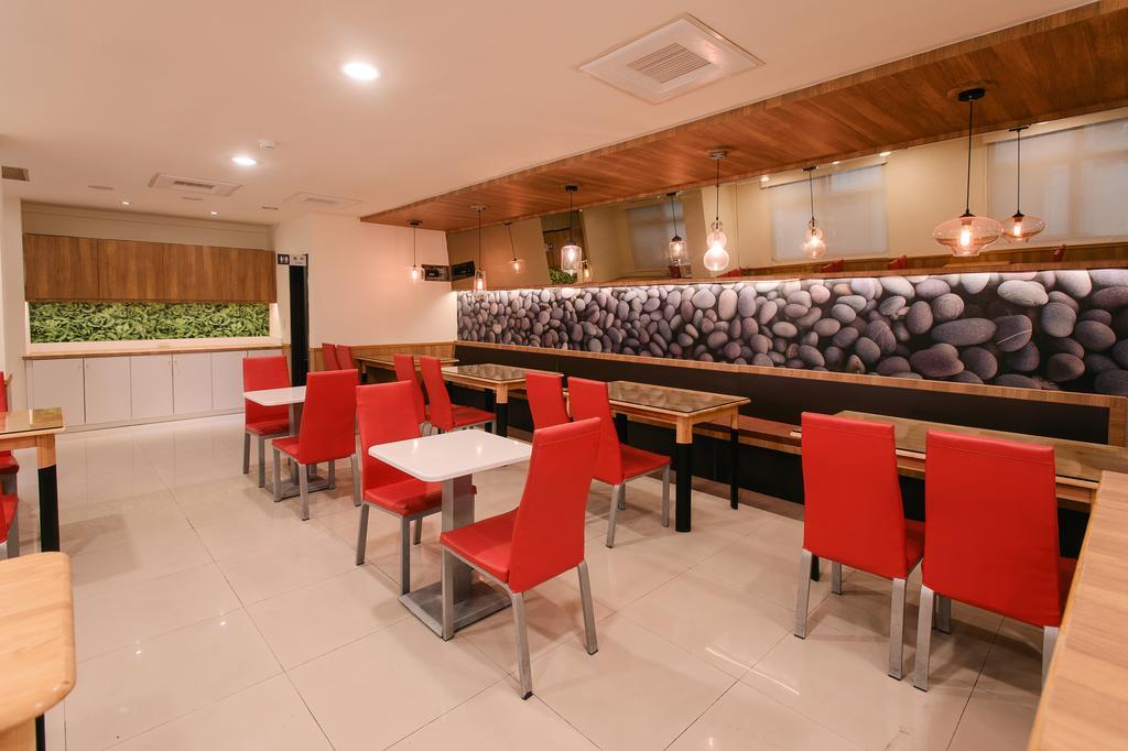 Kiwi-Taichung Station Branch 1 Hotel Eksteriør billede
